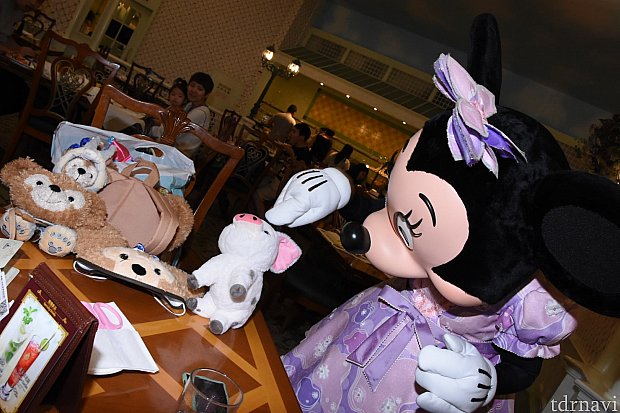 エンチャンテッド・ガーデン・レストラン