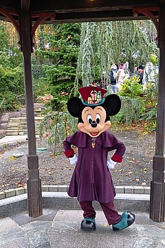 パリ限定❗ファントムミッキーに会おう❤️ | キャラクター