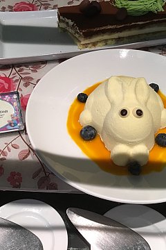 キャラクターと誕生日が祝える キャラグリ天国香港ならではのレストラン