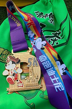 海外 上海ディズニー5Km完走記念 ミッキーマウス DISNEY メダル