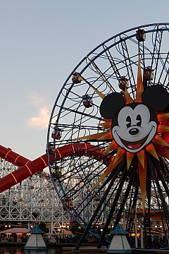 タグ付きレア！【海外ディズニー限定】 観覧車 ファンウィール カチューシャ タグ付き激レア！【海外ディズニー限定】 観覧車 ファンウィール