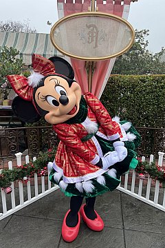 エプロン姿のミニーちゃんがかわいい！ プラザ・イン（カリフォルニア）