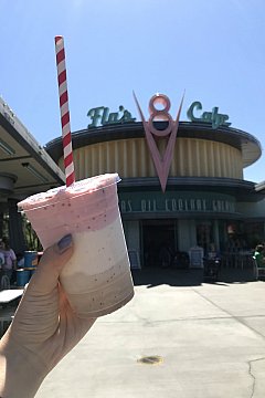 カリフォルニアディズニー　カーズスーベニアグラス カーズランドスーベニアカップ| キャステル | CASTEL ディズニー情報
