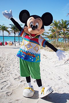 インサイドのお部屋でも満足&クルーズ中に誕生日をお祝いしてもらい