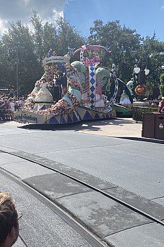 WDW】マジックキングダムのショー&パレード ランキング 2025 WDW】マジックキングダムのショー&パレード ランキング 2025