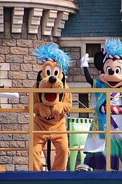 Tdl 新パレード 燦水 サマービート を発表 17年東京ディズニーランド夏イベントを考察