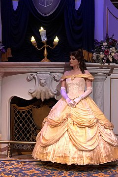 ベル エンチャンテッド Enchanted Disney Belle 1/6 CT. T.W. Diamond Rose Leaf Open