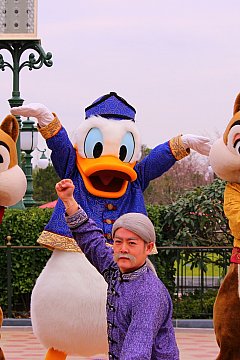 チップとデールとドナルドがじゃれ合う姿をひたすら楽しむミニショー