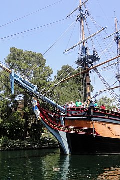 帆船コロンビア号の場所 | ディズニーランド（アナハイム）