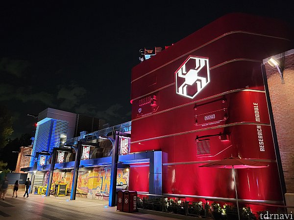 カリフォルニアアドベンチャーのスピジャ(USサイズＭ) カリフォルニアアドベンチャーのスピジャ(USサイズM) - メルカリ