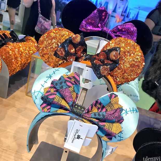 紫のリボンとオレンジはハロウィン
