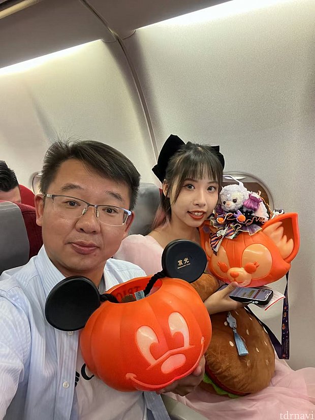 Trick or Treatで貰ったキャンディーの数は半端ない！しかも、コスプレ