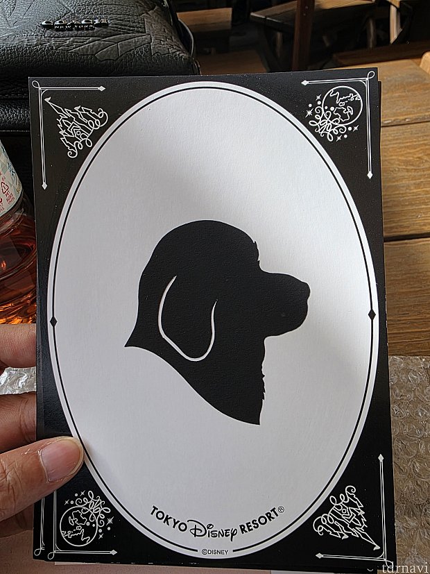 シルエットスタジオでペットの切り絵が作れる！ グッズ・お土産