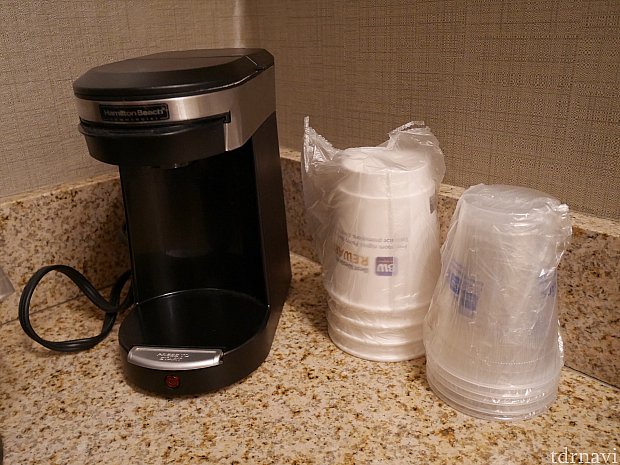 コーヒーメーカー。