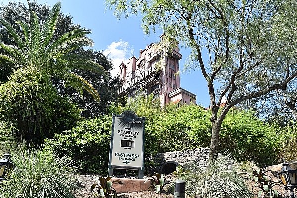 フロリダディズニー　タワテラ 日本よりも怖い、縦横無尽に動き回る世界で初めてできた
