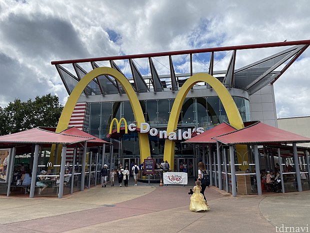 マクドナルド ディズニー バグズライフ 店舗用ディスプレイ コンプリート マクドナルド ディズニー バグズライフ 店舗用ディスプレイ