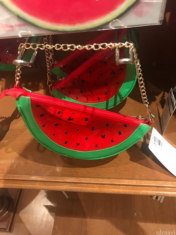 ペンケース1500円