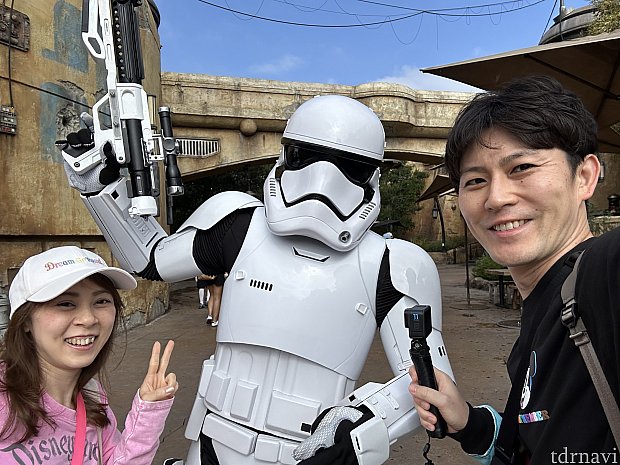 ギャラクシーエッジでスターウォーズキャラに会おう！（カリフォルニア）