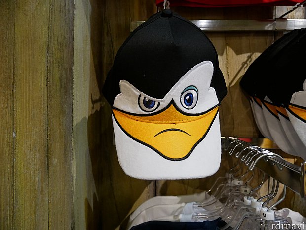 ペンギンズのキャップ23.9SGD