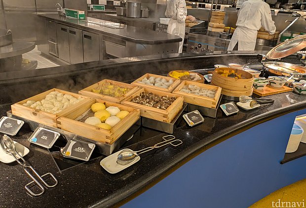 リニューアルして初訪問】朝から充実のビュッフェに大満足 | インク