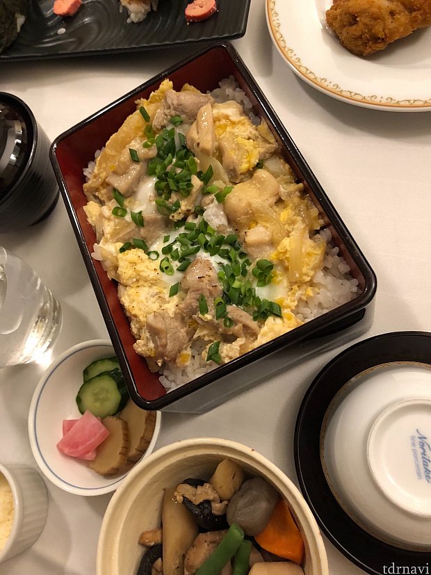 親子重は、どの料理よりもボリュームありました。