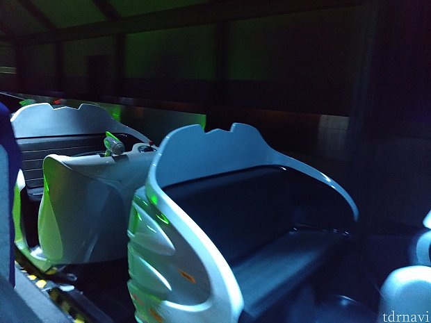 日本と比べて圧倒的楽しさ！ バズライトイヤー・プラネット