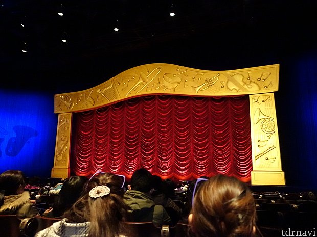 ディズニー映画に入り込める3Dシアター | ミッキーのフィルハーマジック