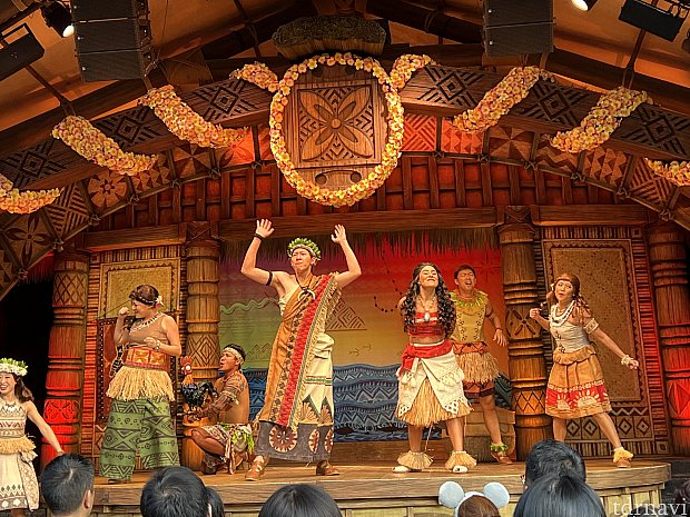 モアナを観てから行けば割と楽しめる！？ストーリーを知らないと厳しい