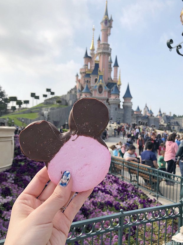 ギモーヴとお城✨✨とっても写真映えします💓