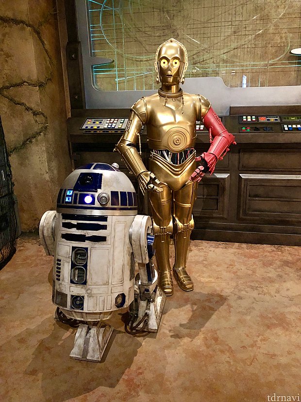 カリフォルニアディズニー スターウォーズ R2D2 C3PO の