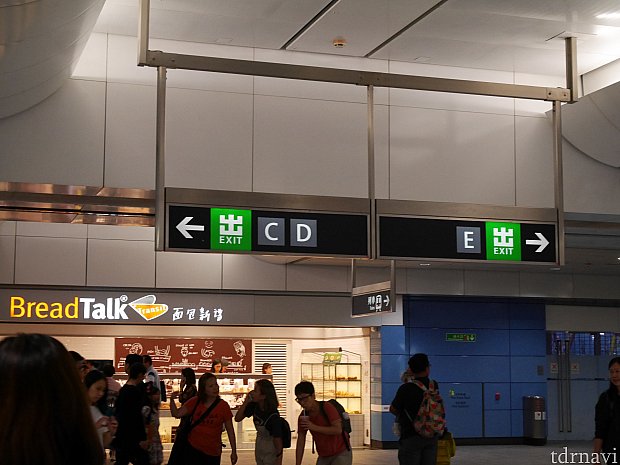 【駅からホテルまで】
オリンピック駅を降りたらC5出口に向かいます。