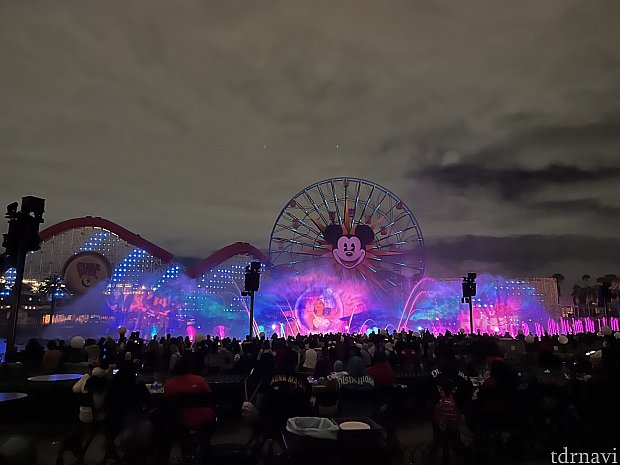 ディズニー　カルフォルニアアドベンチャー　時計 ディズニー カルフォルニアアドベンチャー 時計