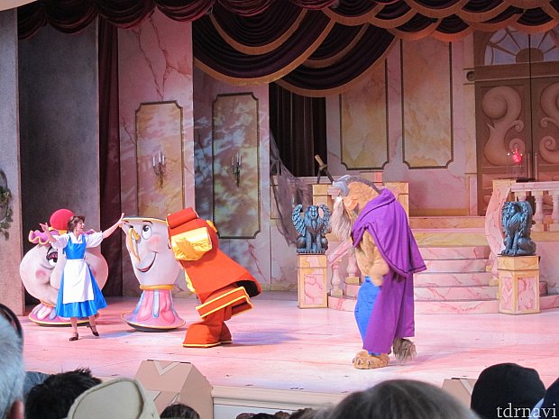 ディズニーミュージカルが堪能できる | 美女と野獣：ライブ・オン