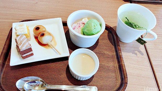 デザートは、みたらし団子やほうじ茶プリンもありました🍮💕