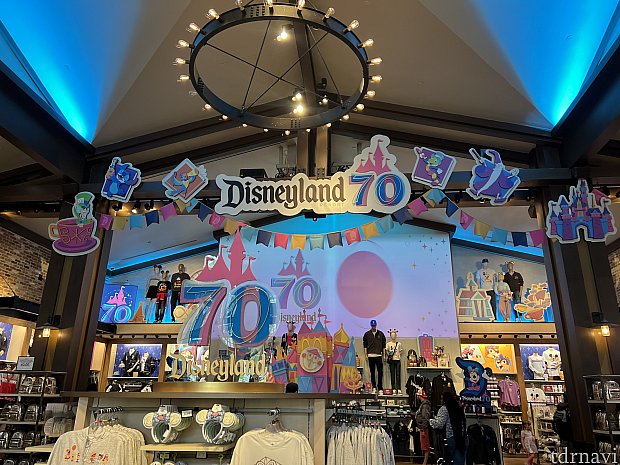 70周年グッズが30%オフ！値下げされてました！（カリフォルニア）