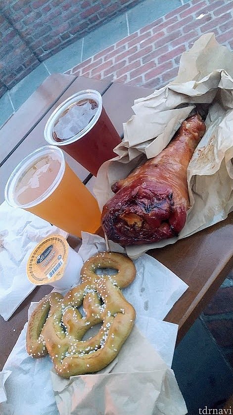 Jumbo Turkey Leg そして Smoked Turkey Leg