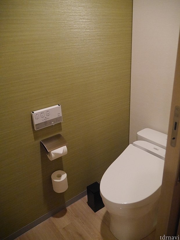 トイレはきちんと個室です!