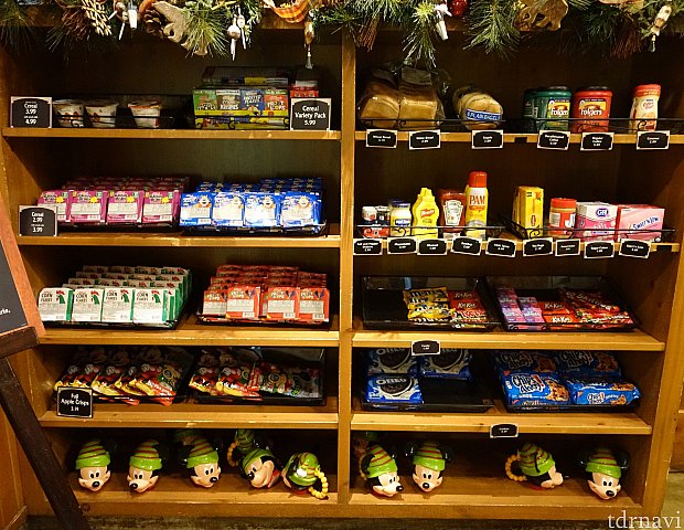 コーンフレークやお菓子など