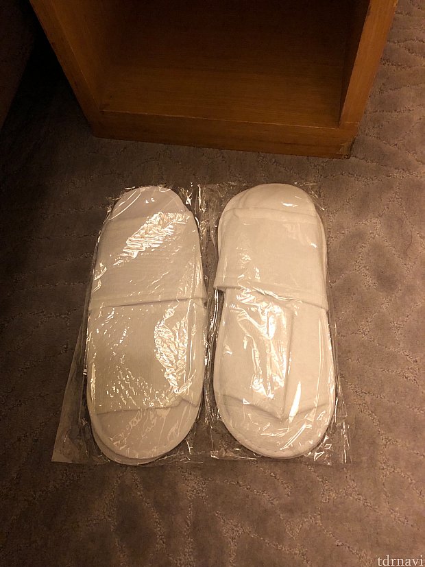 スリッパもついてます。
