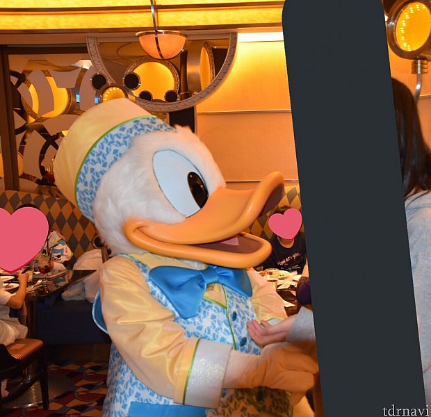 私が興奮してむせてたら背中トントンしてくれたし、首から下げてたメダルが裏返しになってたのを撮影前に教えてくれたり、とにかく優しいドナちゃんでした!