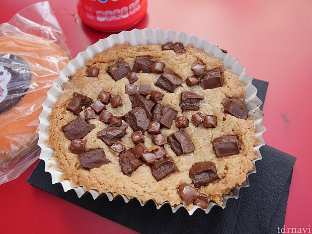 お目当てのジャック・ジャックナムナムクッキー🍪
インクレディコースターでも登場しているジャック・ジャックの気を引くためのクッキーです!