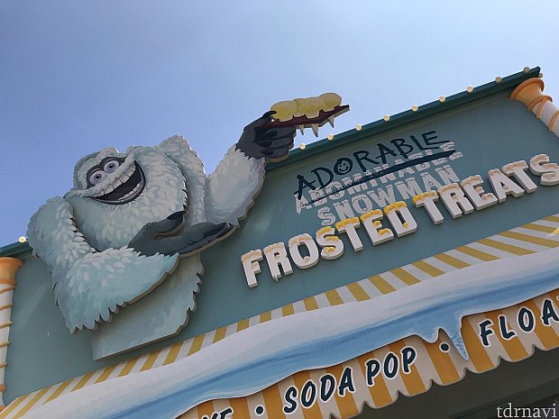 Pixar pierに入って進むと左手に見えてきます☺︎