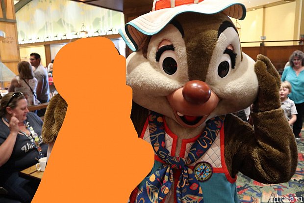 デールは、私たちのところにキャラクターがあまり来てないのを察して、すぐ来るよーとジェスチャーしてくれていました。優しい。