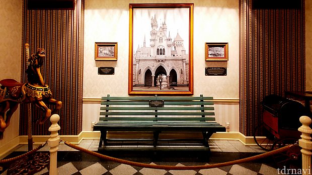 すべてはここから始まった！Disney 100の特別展示