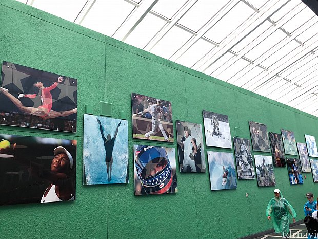 スポーツという名の通り、有名な選手の写真が飾ってあります。