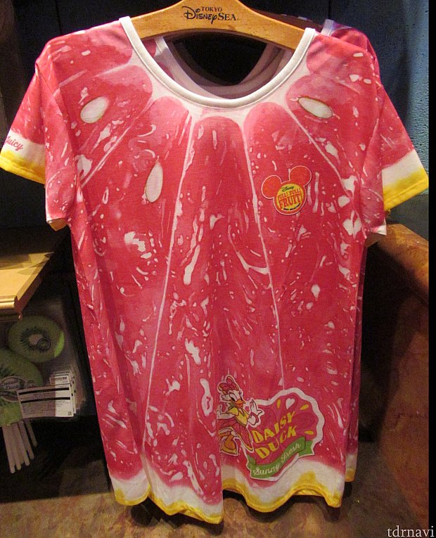 Tシャツ
3900円