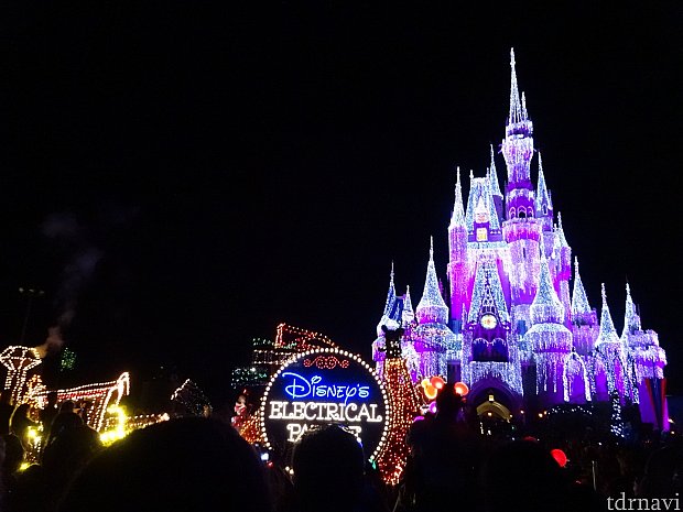 Wdwのエレクトリカル パレードは残念ながら仮眠タイム フロリダ