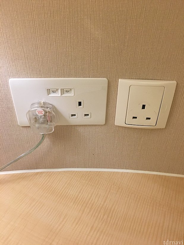 充電が鬼のようにあります。USBから充電できるから便利ですね