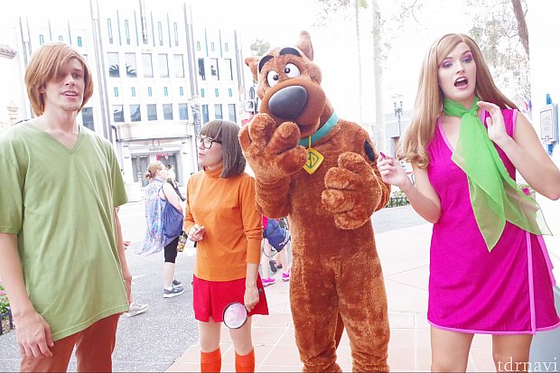 スクービードゥーのキャラ達とグリーティング！とレアな遭遇話