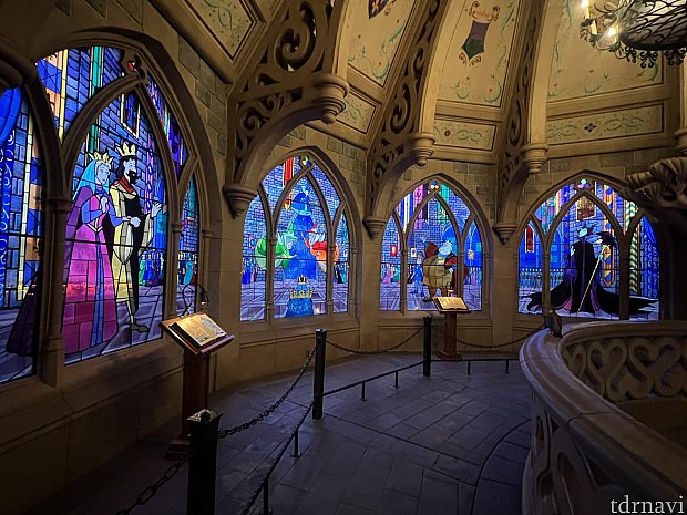 このお城が全パークの中で1番素敵… | 眠れる森の美女の城（パリ）